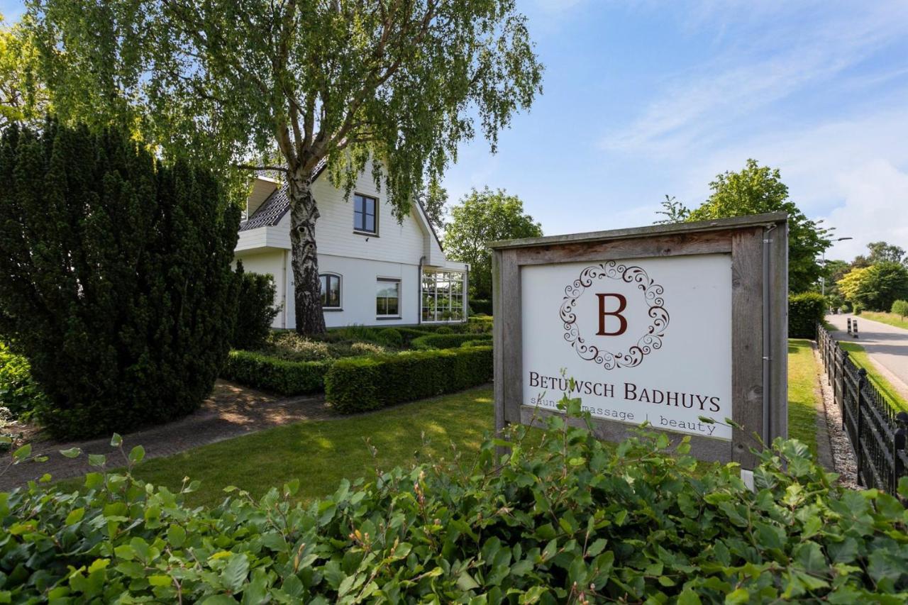 Betuwsch Badhuys Bed and Breakfast Lienden Εξωτερικό φωτογραφία